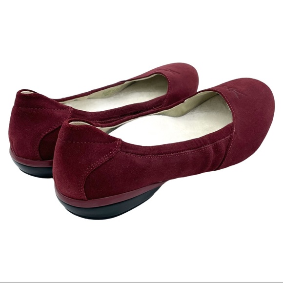 kuru ballet flats